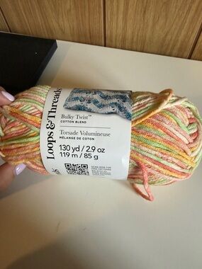 Loops & Threads Bulky Twist Cotton Blend Multicolor Yarn - Pastel Peach/Green
